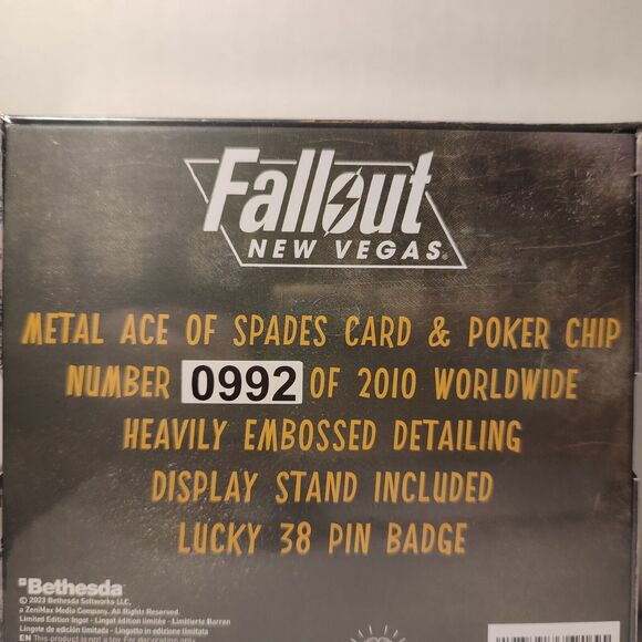 Fallout New Vegas Lucky 38 Metal Casino Set Official Collectible Piece - Picture 3 of 6